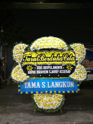 Papan Bunga Duka di Air Tawar Timur